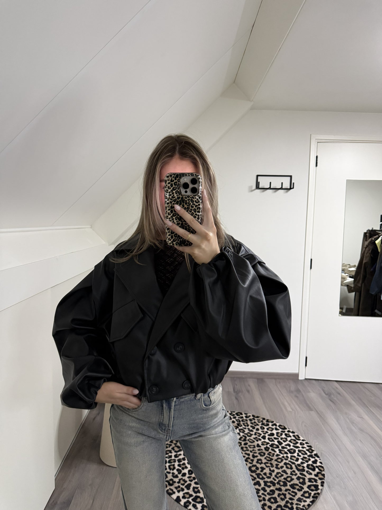 Leren Pofjas