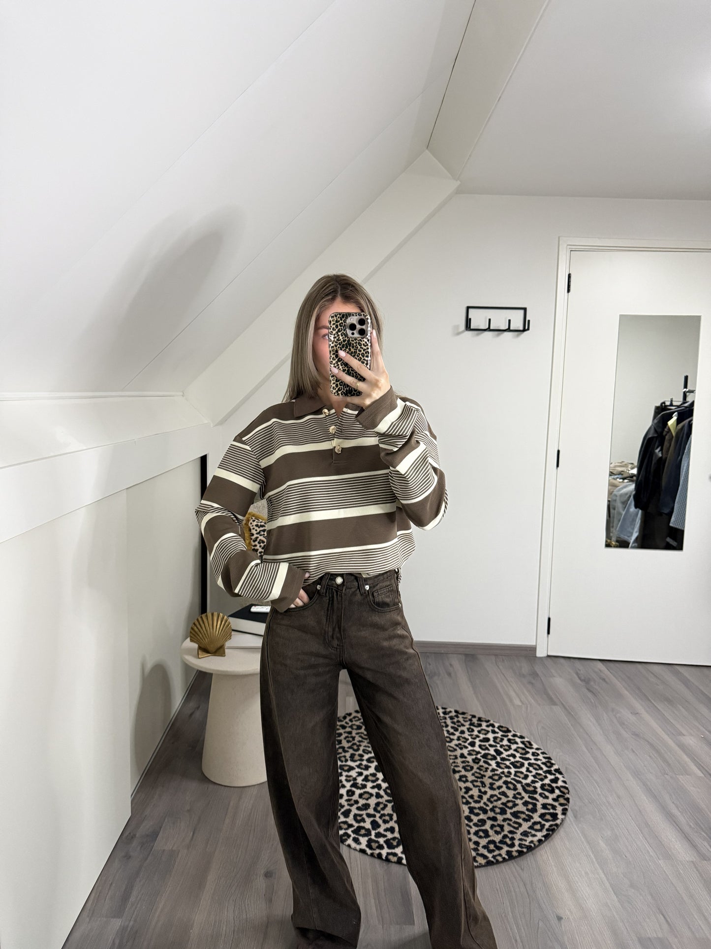 Bruine straight broek